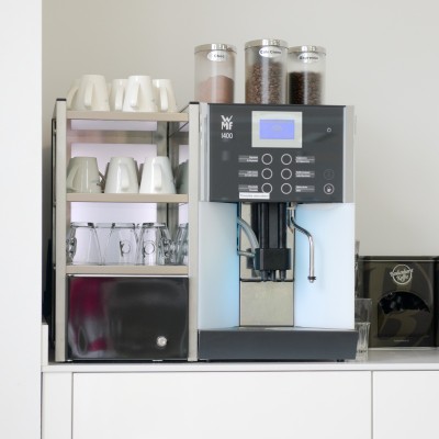 Koffie Corner
Verse bonenkoffie, cappucino,
thee en chocolade 